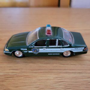 1999 Johnny Lightening  ’97 Crown Victoria Port of New Orleans Police Car